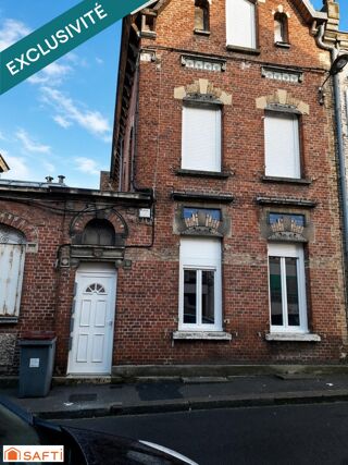  Immeuble à vendre 131 m² Saint-quentin