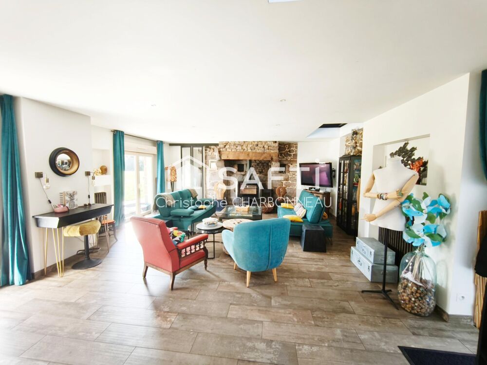 Maison rénovée de 7 pièces à BONNEMAIN