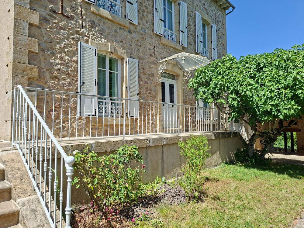 Vente Maison Située à Privezac, un petit village de l'Aveyron, à 3mn de l'axe Rodez/Villefranche de Rouergue et à 30mn de l'aéroport de Rodez Privezac