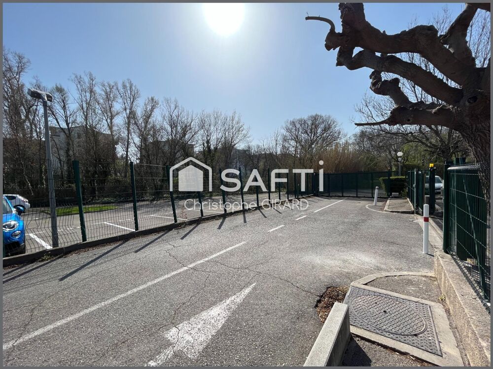 Vente Parking/Garage Parking extérieur Quartier Beauvalle Aix-en-provence
