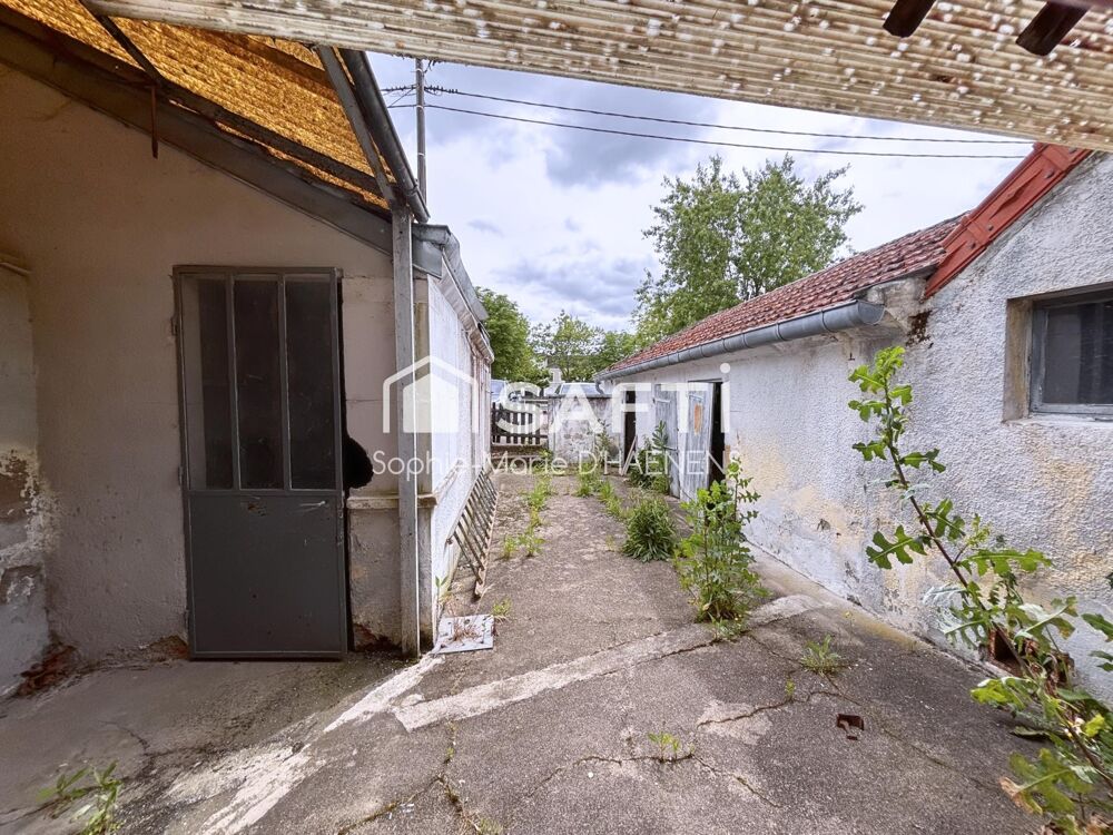 Vente Maison Maison de ville à rénover avec cour et dépendances Premery