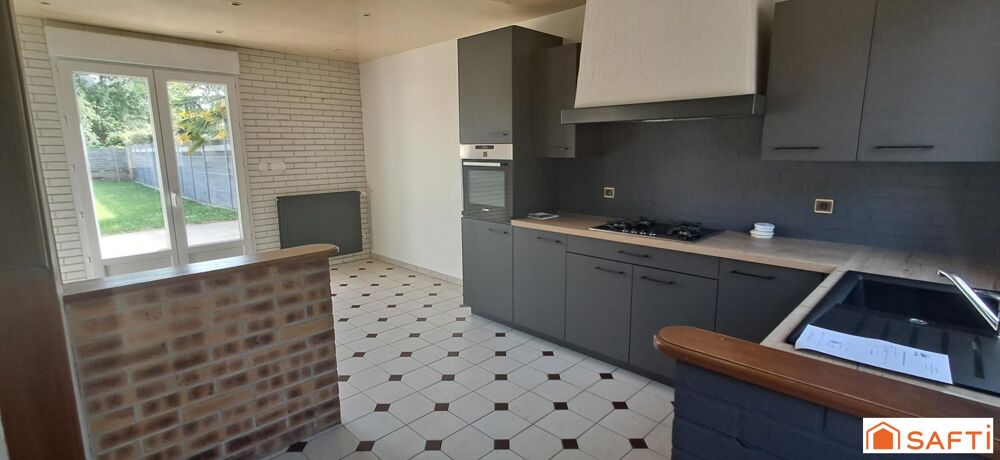 Vente Maison Maison de ville 3 ch au calme terrain dependance La ferte-mace