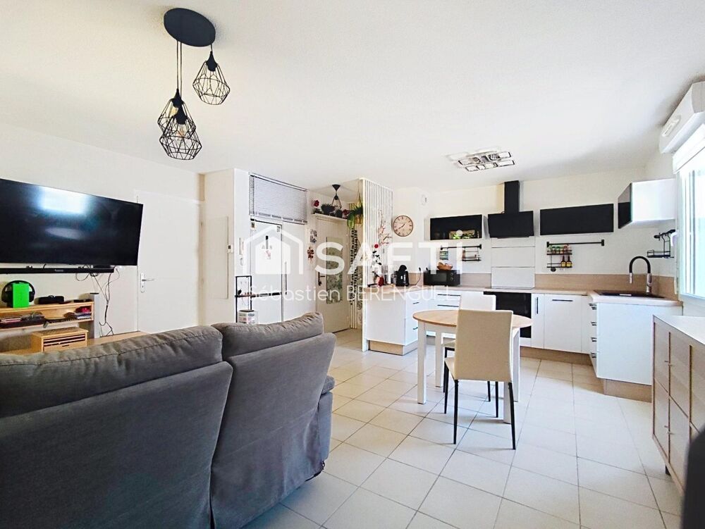 Vente Appartement Vivre tout à pied à Gigean : T2 lumineux avec jardin et véranda Gigean