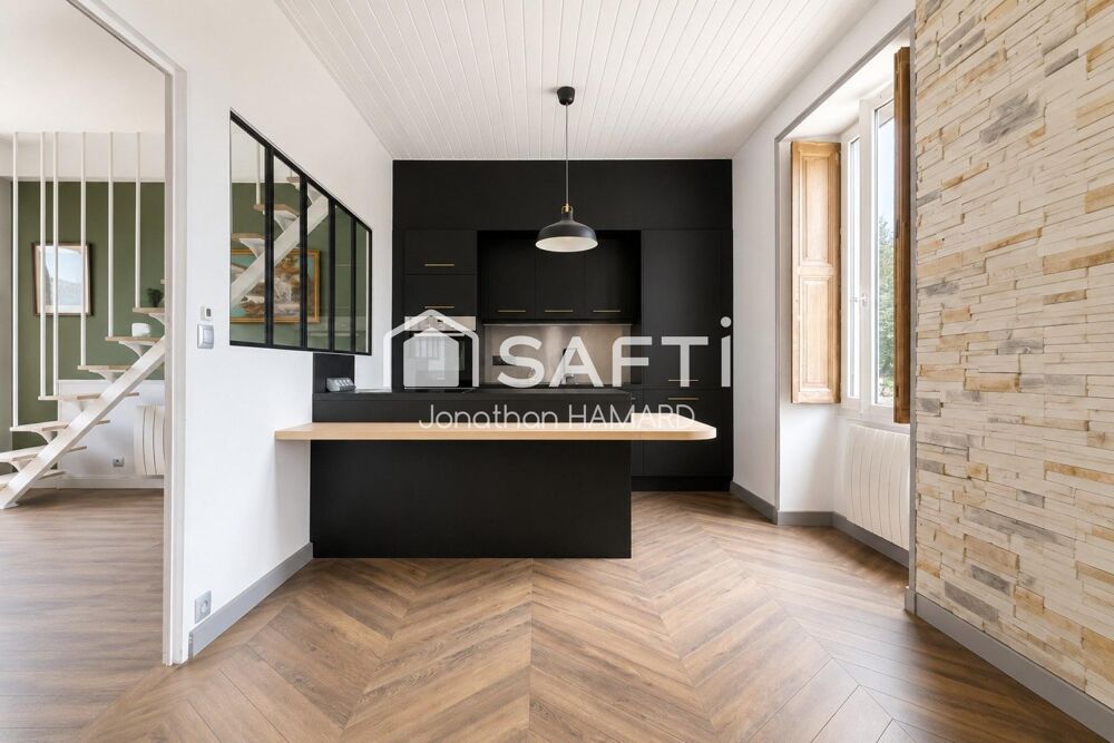 Vente Appartement Superbe duplex rénové avec vue imprenable sur l'Erdre et l'Île de Versailles Nantes