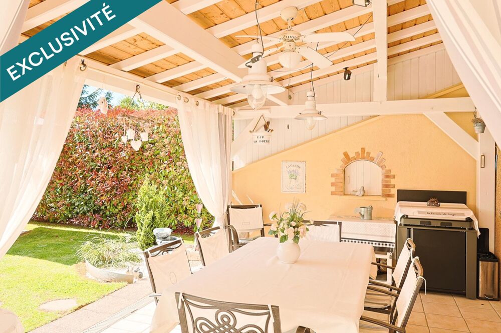 Vente Maison Maison individuelle 147 m² – 4 chambres – Terrain 990 m² – Piscine couverte et chauffée Fameck
