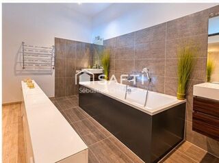  Appartement à vendre 5 pièces 177 m²
