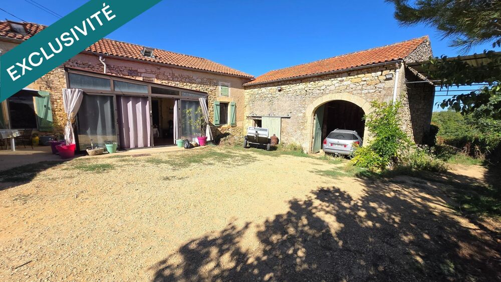 Bel ensemble familial de caractère proche toutes commodités sur près d'un hectare de terrain