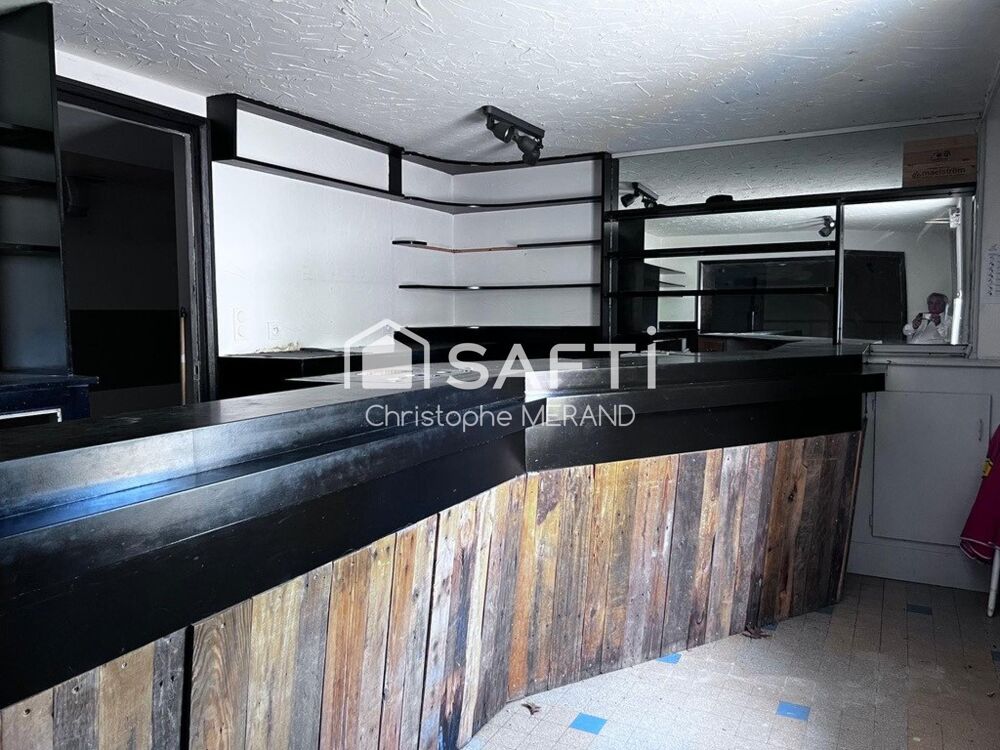 Vente Maison Beau potentiel pour cette immeuble de plus de 190M² Dange-saint-romain