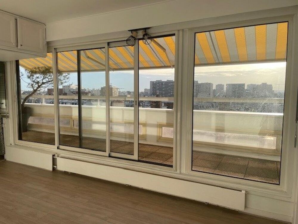 Vente Appartement RARE !  T1 bis au dernier étage avec terrasse plein ciel Paris 14