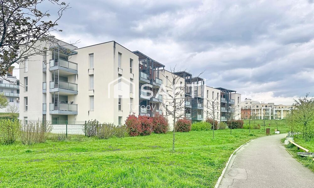 T2 lumineux avec grande terrasse et vue dégagée