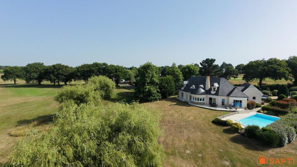 Villa aux volumes généreux avec vue à 180 degrés sur le golf