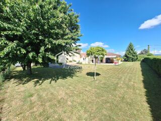 Vente Maison Villa familiale  de 166 m2 avec 5 chambres Varambon