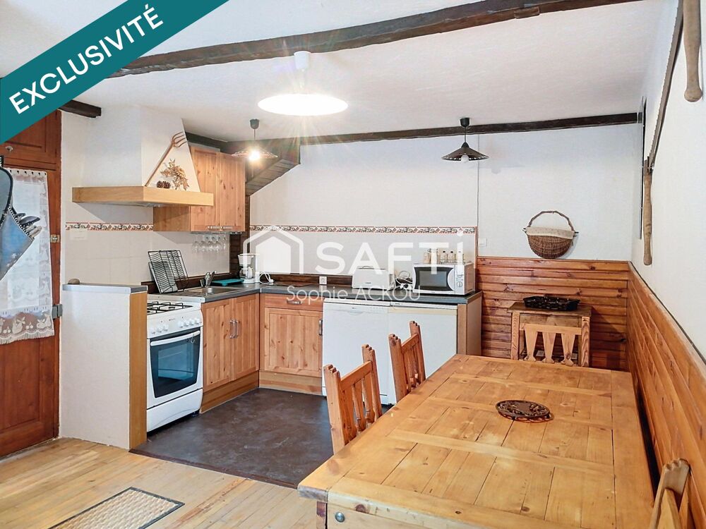 Au coeur du village, un potentiel rare vous attend!!