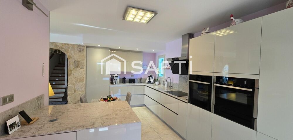 � vendre  Maison Rochefort-du-Gard (30650)