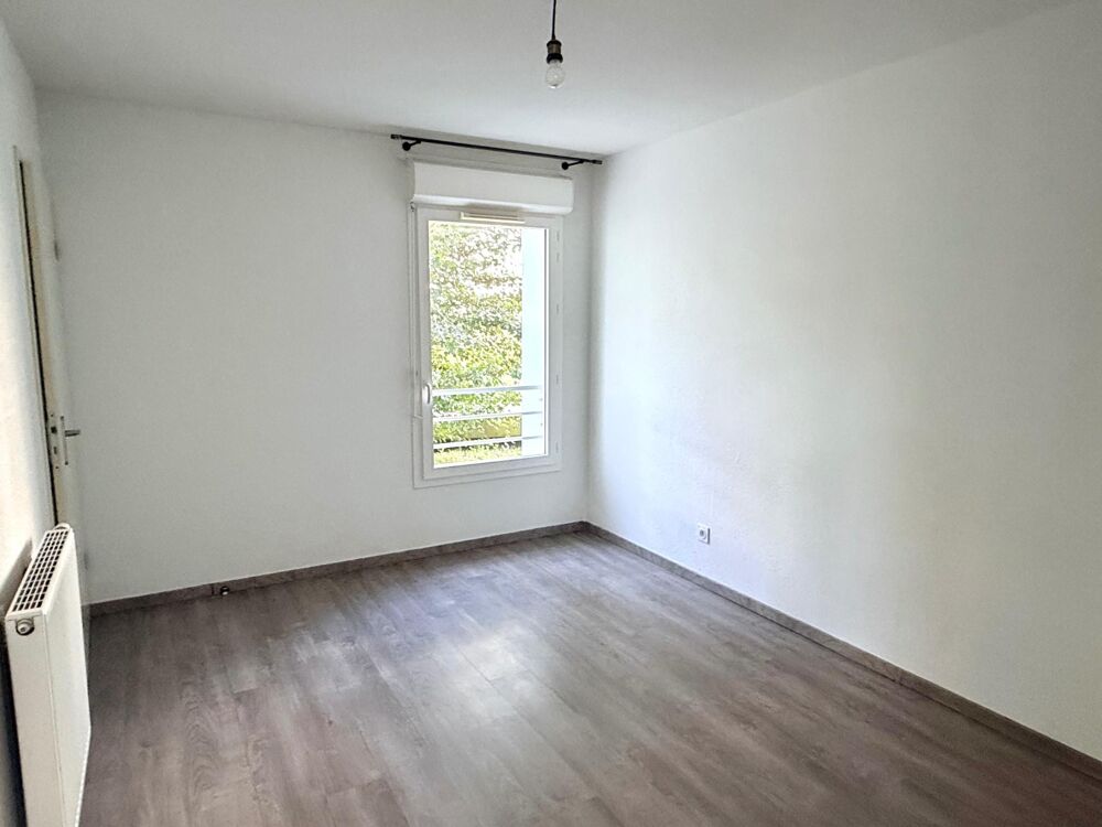 Vente Appartement Appartement T2 de 43m2 avec terrasse et parking Begles