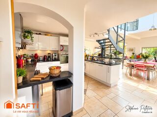  Maison à vendre 6 pièces 201 m²