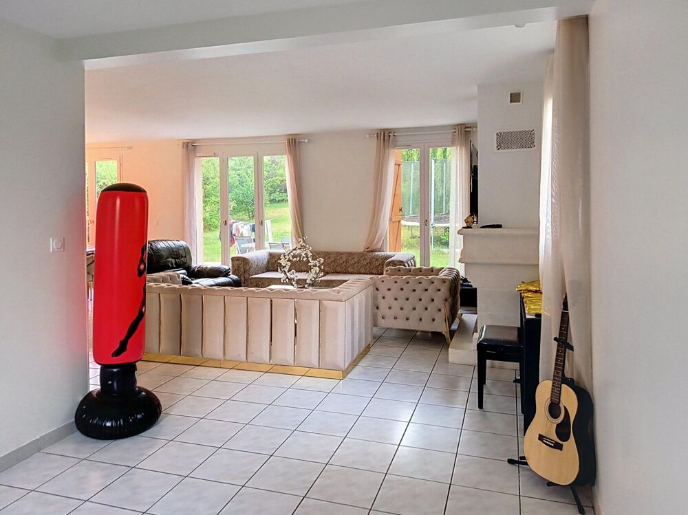Superbe Maison Individuelle Domaine du Golf de Courdimanche 165M2 au sol 5CH