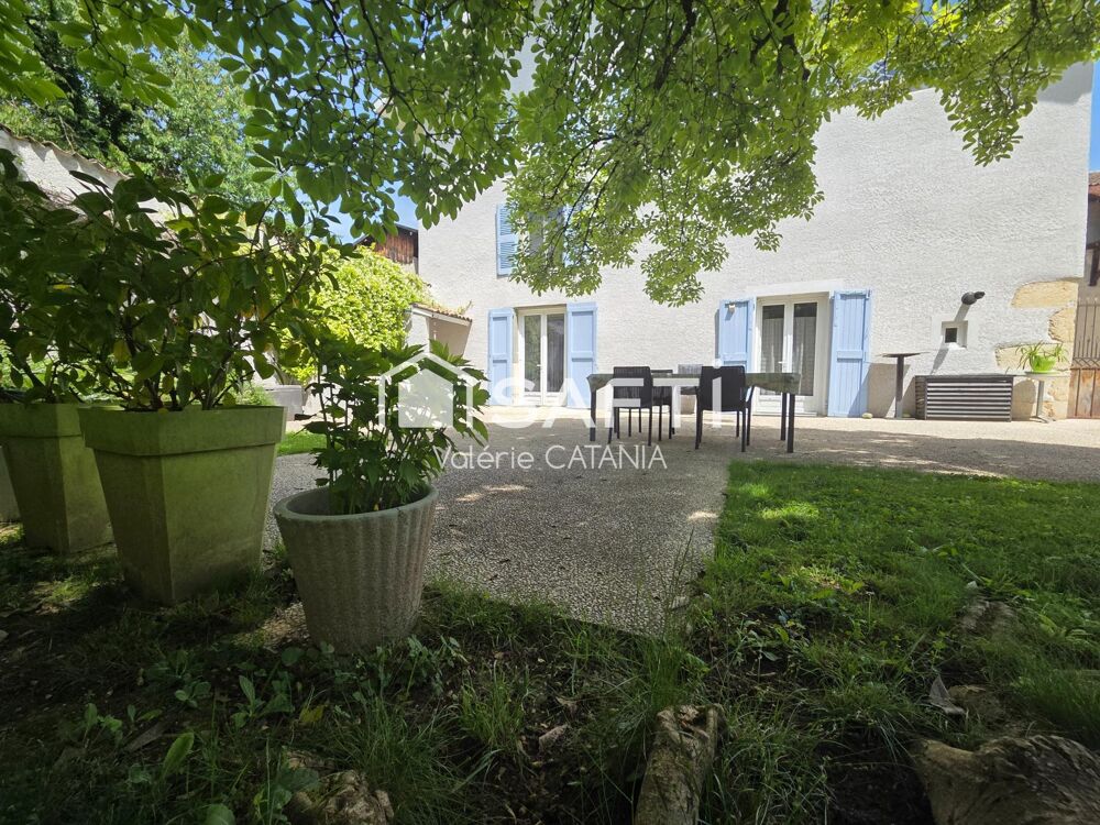Vente Maison Tullins - Maison de caractère de 300m² habitables avec jardin arboré. Tullins