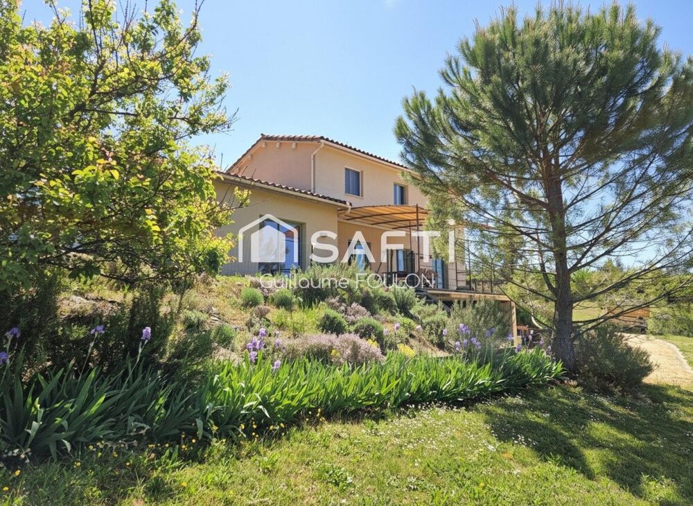 Vente Maison Environnement préservé avec vue exceptionnelle – Propriété rare sur 1 hectare Apt
