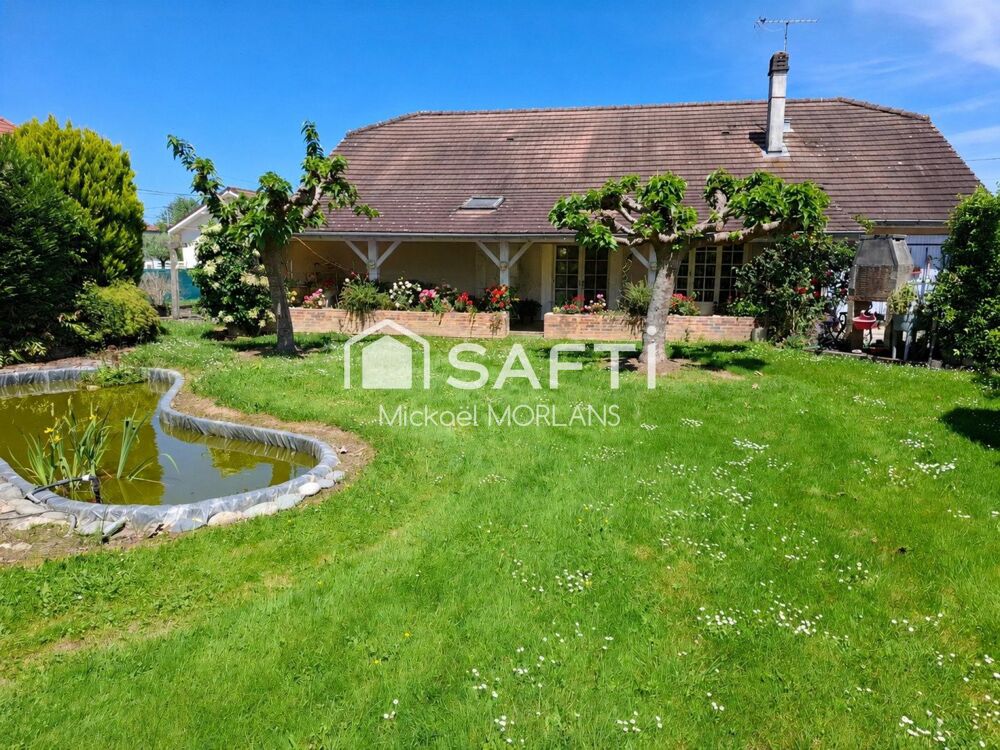 Vente Maison Maison 6 pièces 107m2, 3 chambres, garage et parc paysager Navarrenx