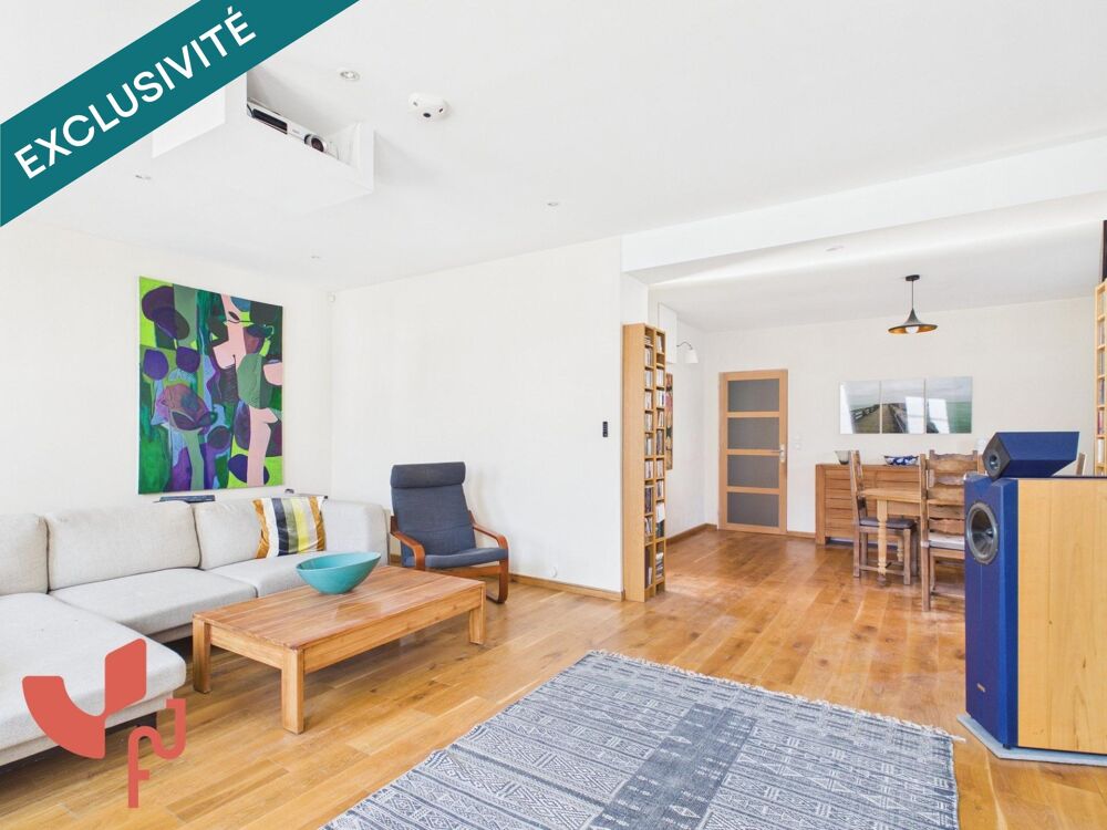 maison semi-individuelle, 4 pièces, garage et extérieur