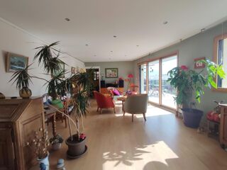  Maison à vendre 8 pièces 242 m²