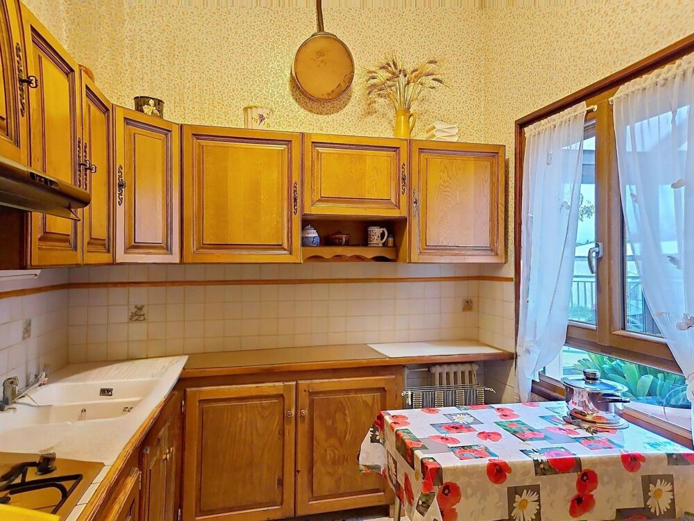 Vente Maison À vendre – Belle villa 6 pièces de 136 m² sur 1 650 m² de terrain – Villeneuve-la-Comptal Villeneuve-la-comptal
