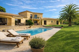  Maison à vendre 7 pièces 232 m²