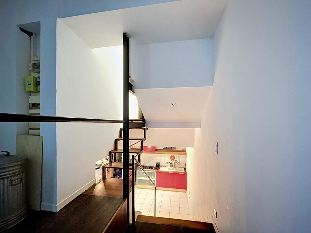 Vente Appartement F4 - 82.75 m2  Rue Simart  Métro Marcadet - 560 000 € Paris 18