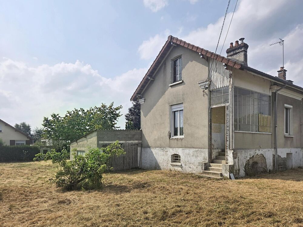 Vente Maison maison semi mitoyenne 3pièces  avec jardin et  garage à rénover, proche de toutes commodités, axe Soissons /Chauny Folembray