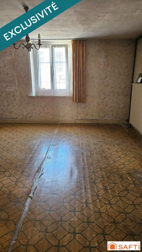   Maison de village à rénover – 105 m² habitables – dépendances – beau terrain – Maison - 5 pièce(s) - 105 m²
