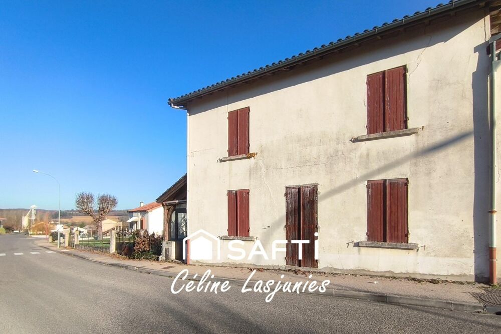 Maison de village avec jardin, puits et dépendance  Travaux en cours