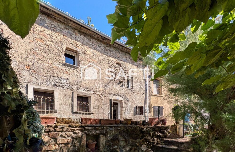Maison au calme  Grand domaine de plus de 2 Hectares