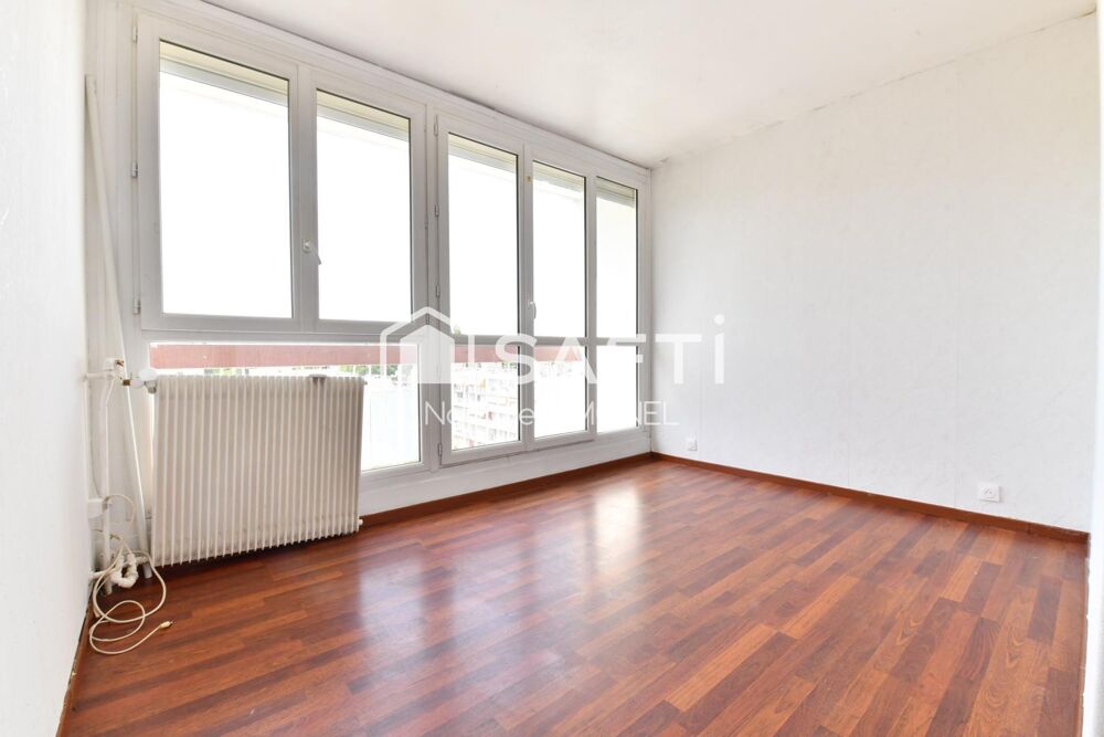 Appartement de trois pièces! Ravalement récent !