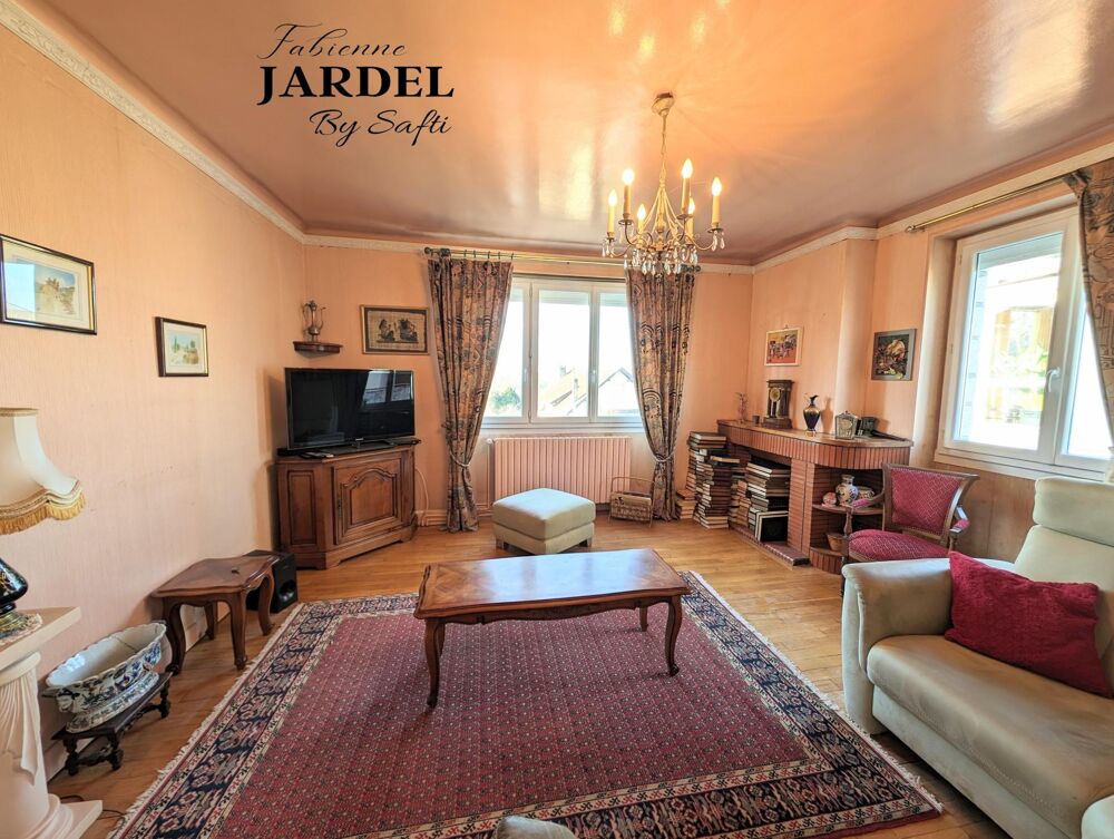 MAISON SPACIEUSE A PROXIMITE DES COMMODITES