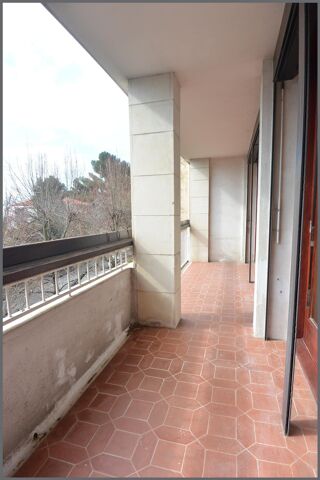  Appartement � louer 4 pi�ces 86 m�