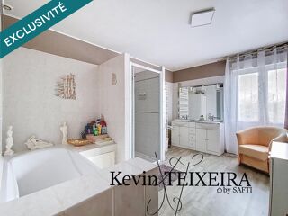  Maison � vendre 8 pi�ces 210 m�