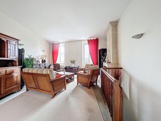  Maison � vendre 8 pi�ces 228 m�