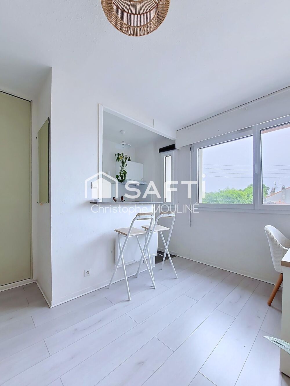 Vente Appartement Studio, idéal investisseur ou premier achat. Bordeaux