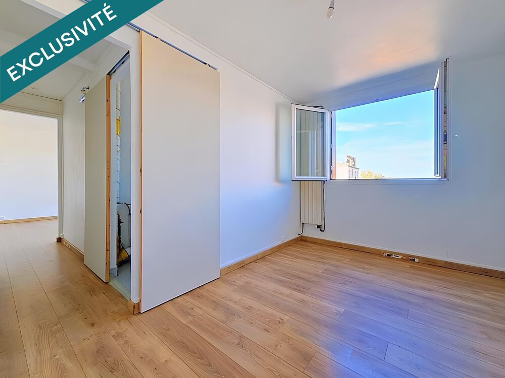 Vente Appartement DEUX PIECES AVEC BALCON ET CAVE Les lilas