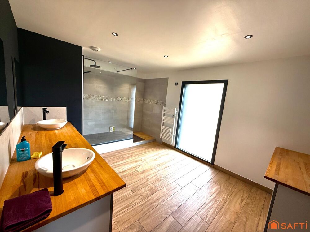 � vendre  Maison Ugine (73400)