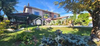  Maison à vendre 8 pièces 220 m²