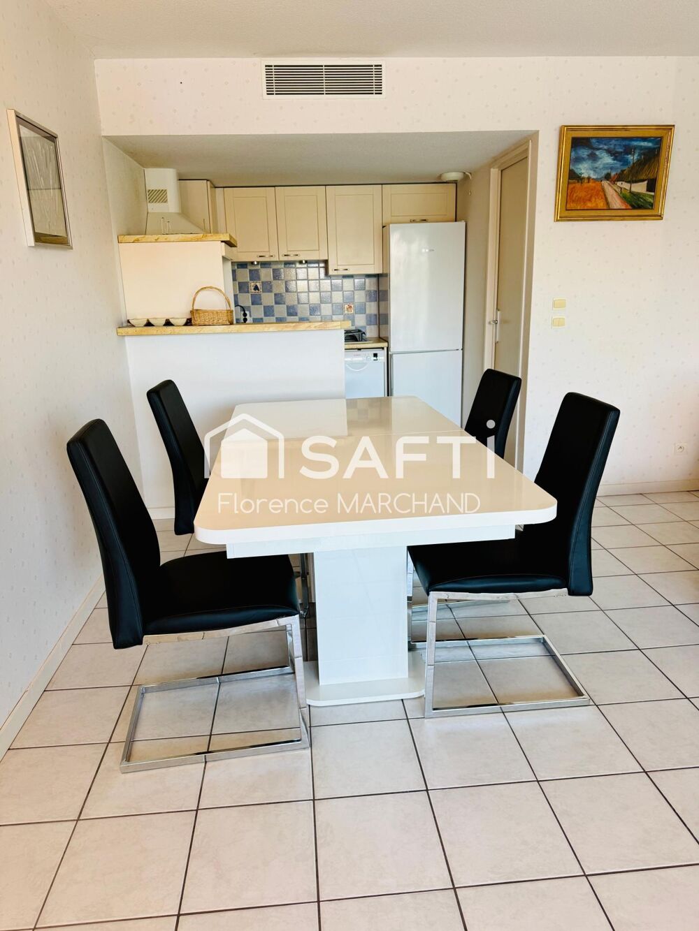 Vente Appartement LES MINIMES BEAU T3 AVEC BOW-WINDOW PARKING PISCINE CAVE La rochelle