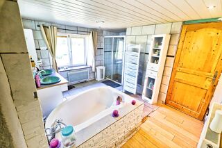  Maison � vendre 9 pi�ces 209 m�