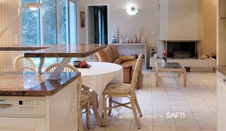 Maison à vendre 11 pièces 284 m²