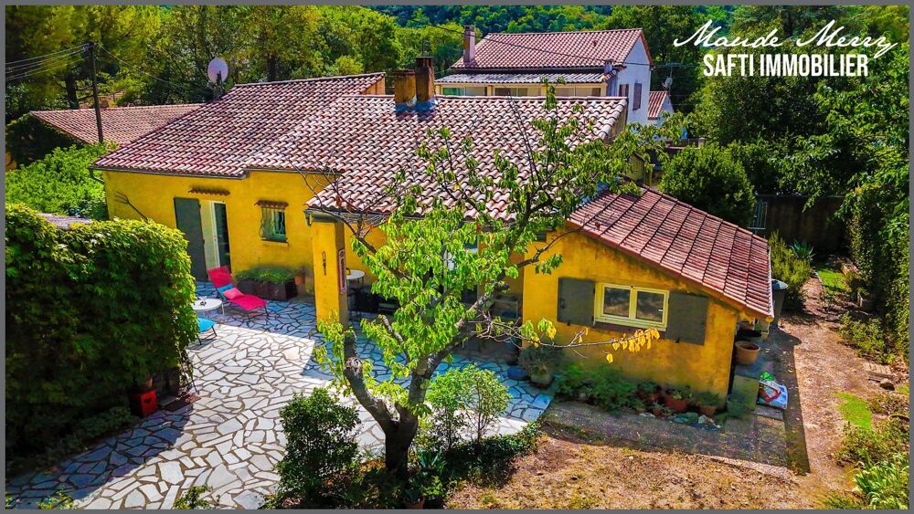 Vente Maison Maison plain-pied d'environ 80 m2 au coeur du village - 2 chambres - 2 pièces d'eau et 2 wc - petite dépendance atelier - terrai La roquebrussanne