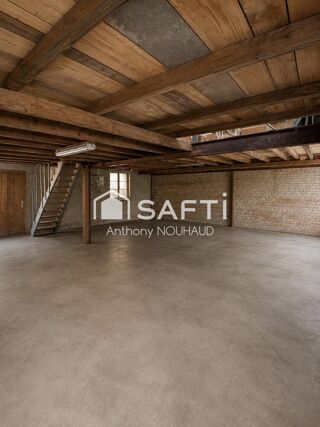  Immeuble à vendre 300 m²