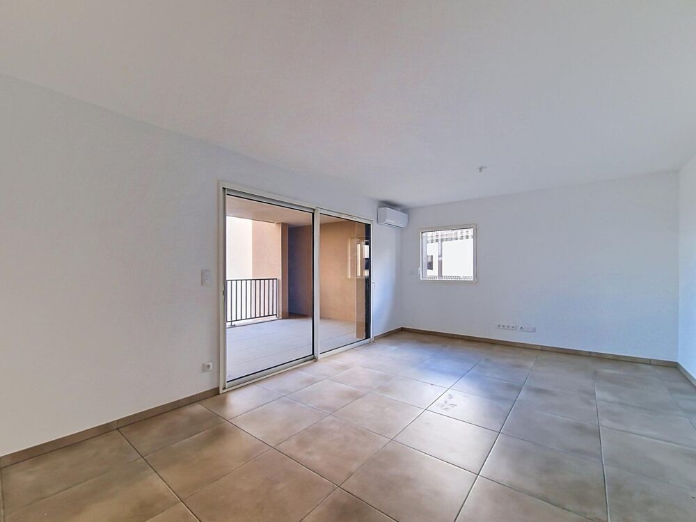 Vente Appartement Un appartement T3 neuf avec terrasse, parking et prestations modernes à Sérignan. Serignan