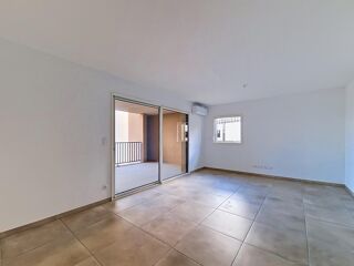 Vente Appartement Un appartement T3 neuf avec terrasse, parking et prestations modernes à Sérignan. Serignan