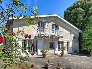  Maison à vendre 11 pièces 327 m²